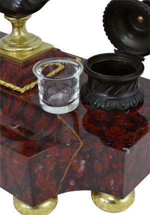 Encrier en marbre rouge griotte, buste de Diane de Poitiers - Image 6