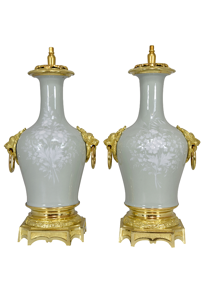 Paire de lampes céladon et bronze doré XIX ème