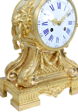 Pendule bronze doré "Mufles de lion" Néo-classique XIXème – Image 9