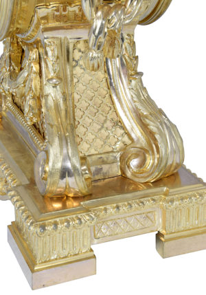 Pendule bronze doré "Mufles de lion" Néo-classique XIXème – Image 3