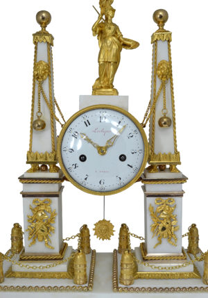 Pendule aux obélisques "Athéna" Epoque Louis XVI signé "Léchopié" – Image 5