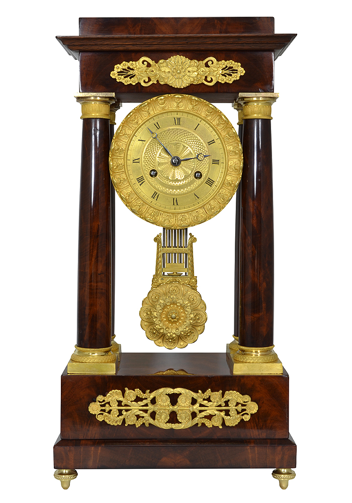 Pendule portique en acajou et bronze doré au mercure