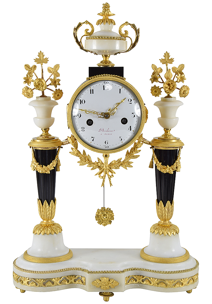Pendule portique XVIIIème époque Louis XVI  "Devilaine à Paris"