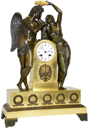 Pendule d'époque Empire "Psyché couronnant l'amour" – Image 4