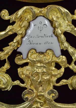 Cartel "Religieuse" en écaille de tortue et bronze doré XIXème – Image 6