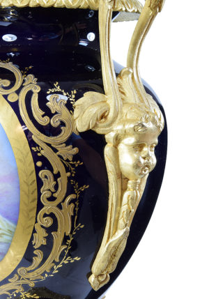 Vase en porcelaine de Sèvres V.TECCATTE - Image 6