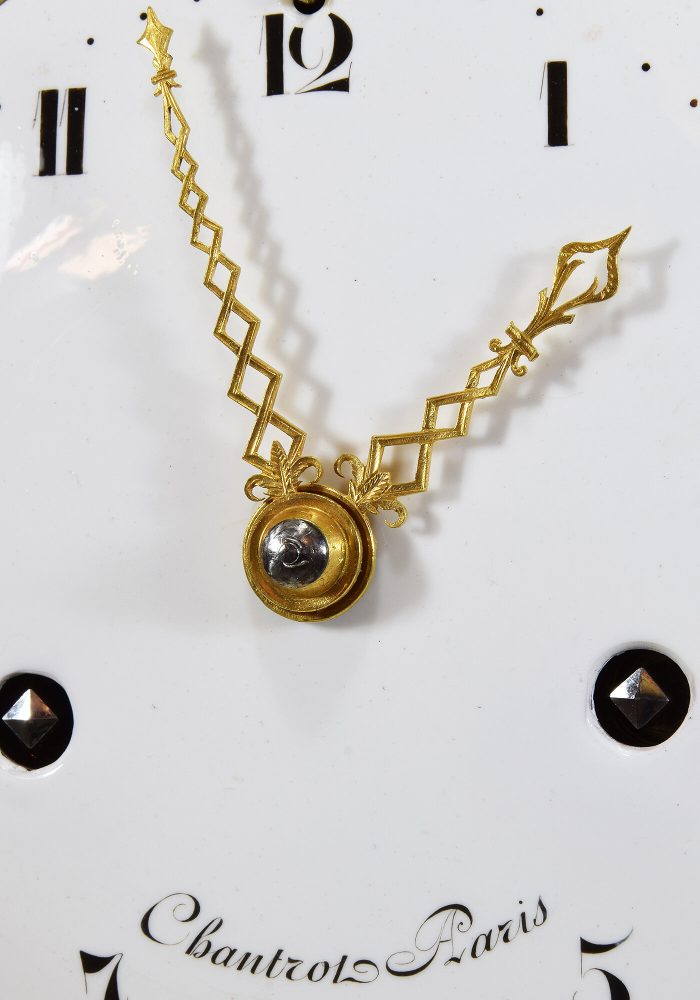 Pendule allégorie de la protection Epoque Louis XVI CHANTROT – Image 7