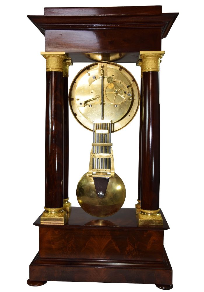 XL Pendule portique acajou L.B PETIT 1815-1840 – Bild 8