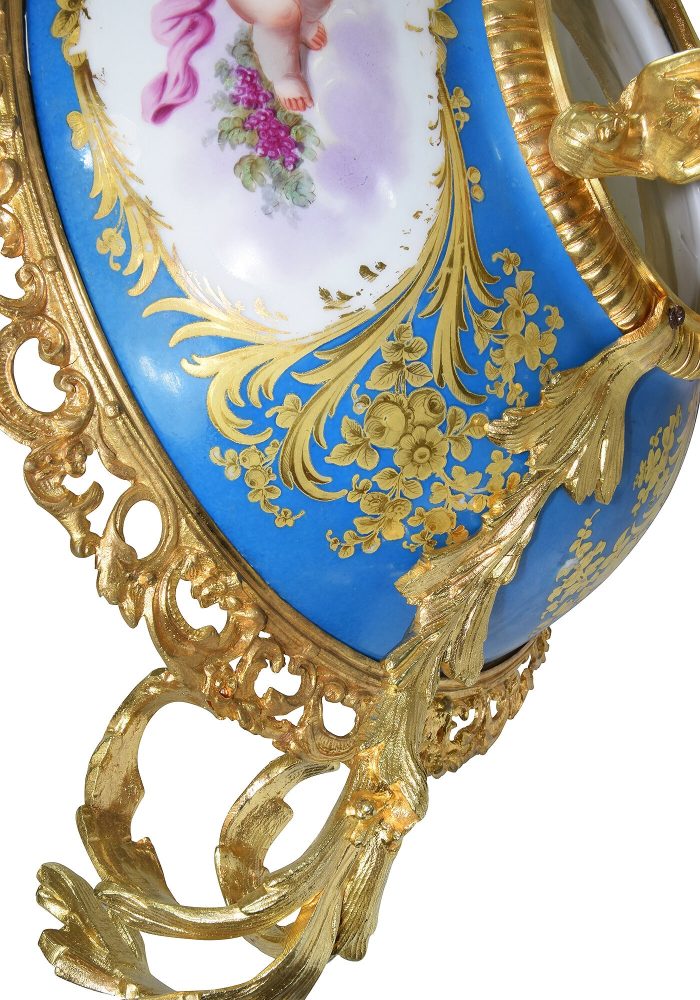 XL Coupe en porcelaine portée par des sirènes Napoléon III – Image 6