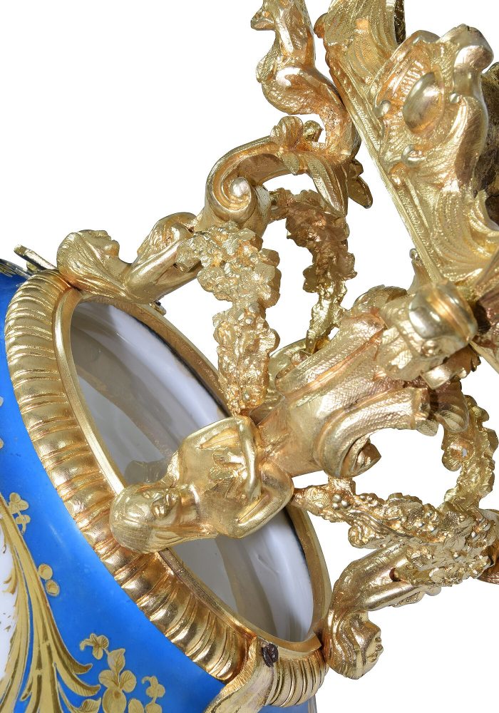 XL Coupe en porcelaine portée par des sirènes Napoléon III – Image 5