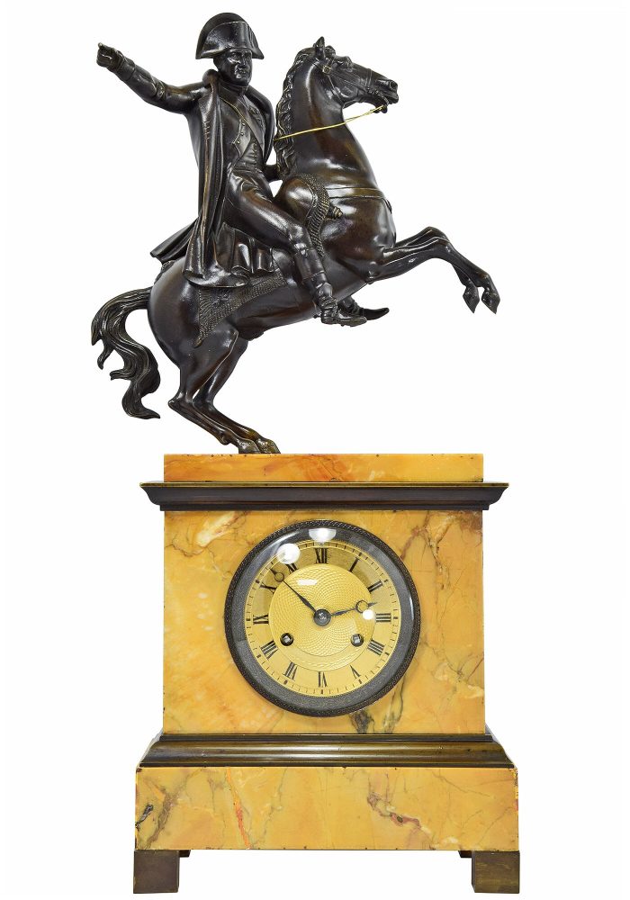 Pendule Napoléon Bonaparte 1er consul au passage des alpes