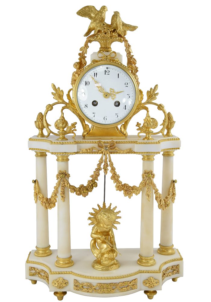 Pendule portique en marbre et bronze doré Napoléon III