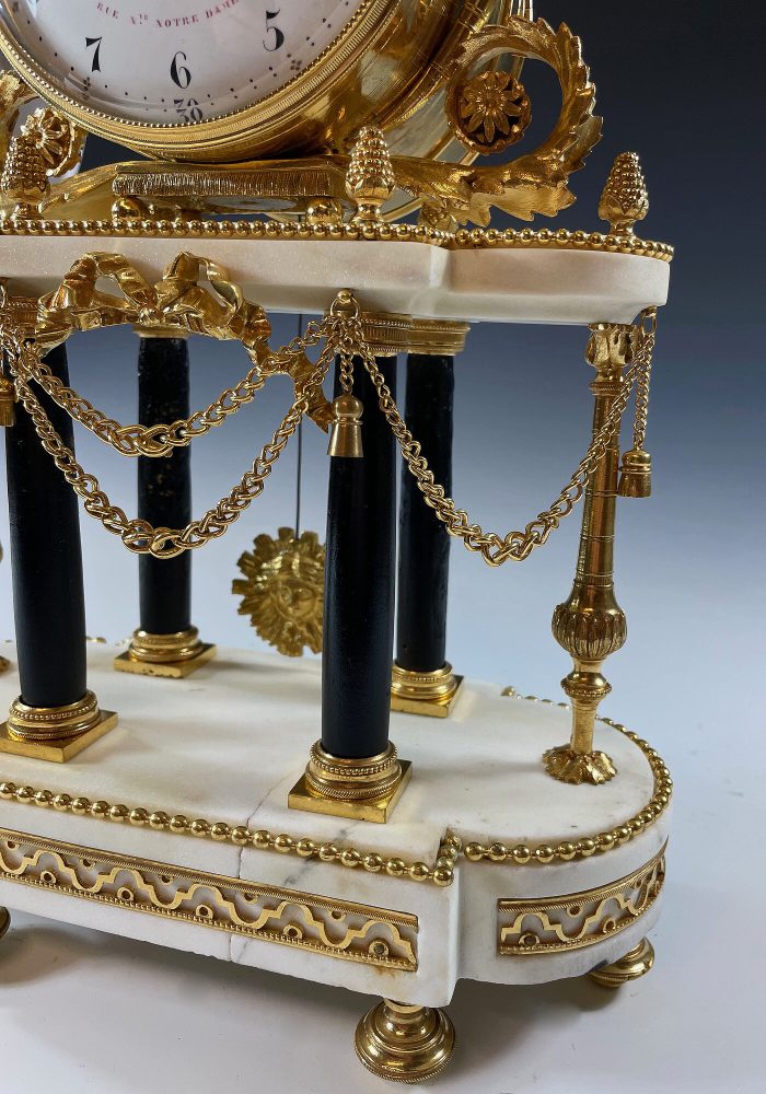 Pendule portique XVIIIème Epoque Louis XVI GARIOT – Image 5