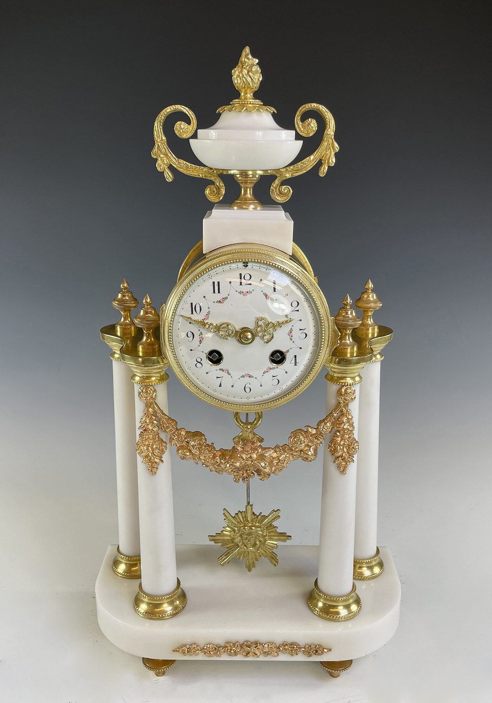 pendule portique marbre (1)