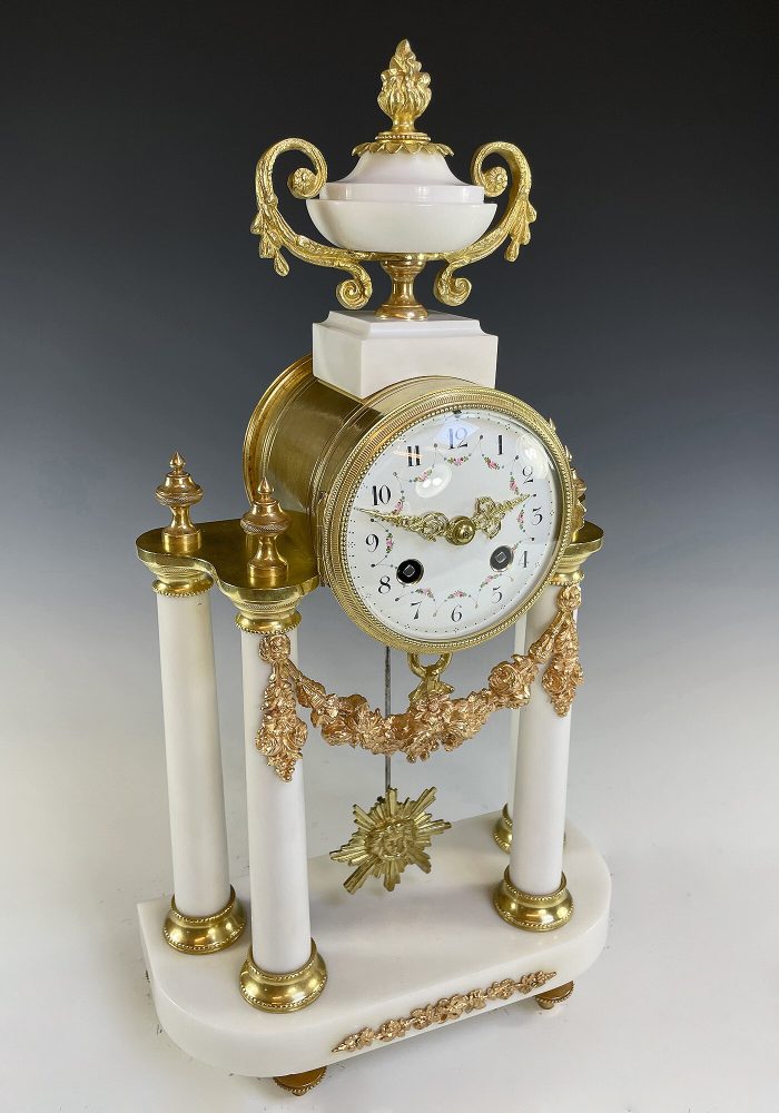 Pendule portique en marbre de carrare et bronze doré Napoléon III - Image 4