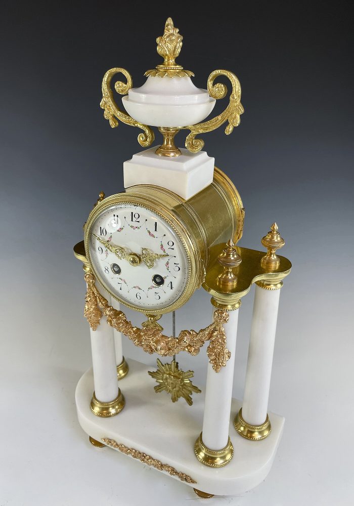 Pendule portique en marbre de carrare et bronze doré Napoléon III - Image 3