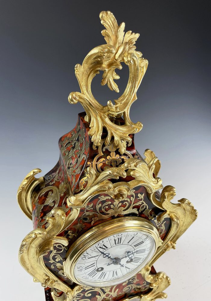 Cartel en marqueterie écaille de tortue et bronze doré – Bild 6