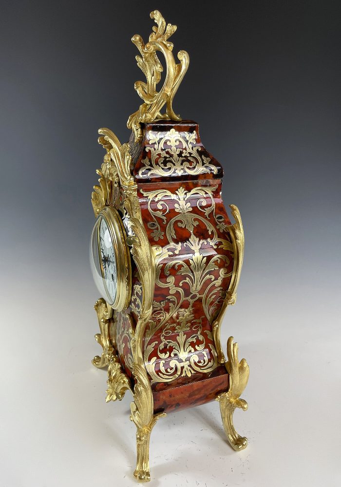 Cartel en marqueterie écaille de tortue et bronze doré – Bild 5