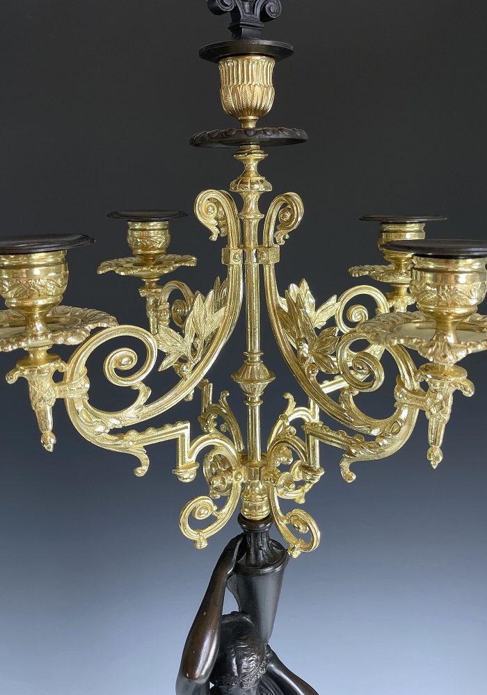 Paire de candélabres aux vestales XIXème - Image 5