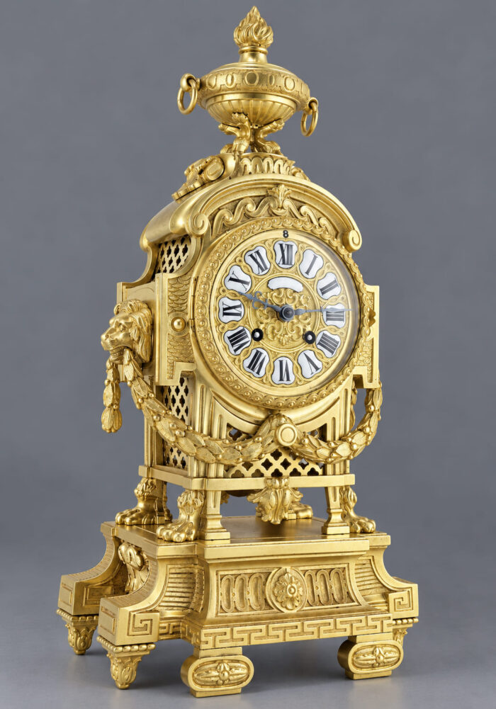 Pendule "Mufles de lion" Néo-classique PALAIS ROYAL