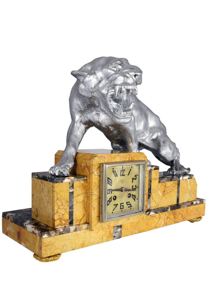 Pendule Art-Déco au félin signé T.Cartier