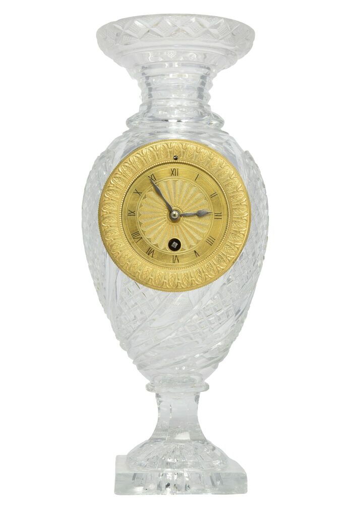 Pendule vase en cristal Epoque Charles X 1830