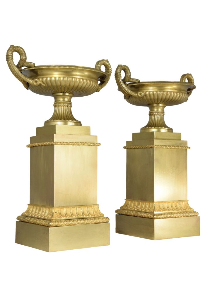 Coupes à l'antique "serpent" style Empire