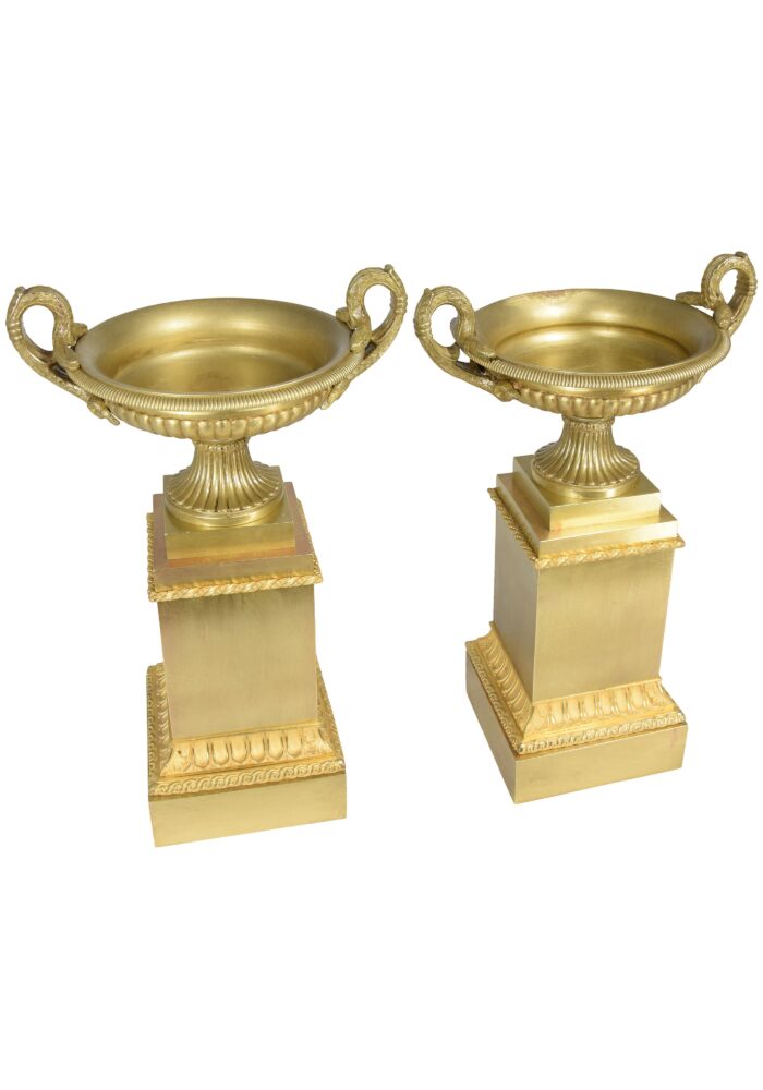 Coupes à l'antique "serpent" style Empire - Image 3