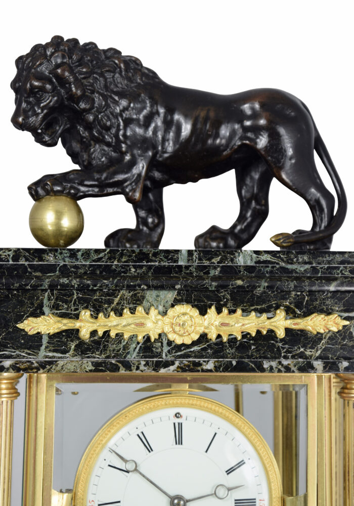 Pendule "Un lion puissant" de style Empire XIXème – Image 9