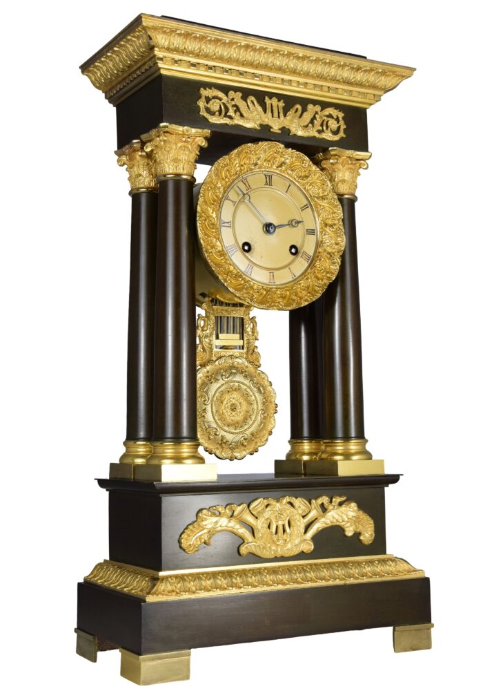Pendule portique Horloger : PIOLAINE 1840