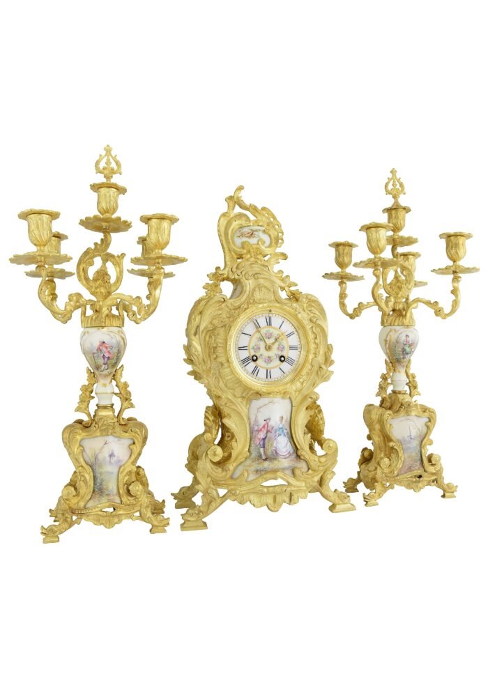 Pendule et chandeliers en bronze et porcelaine - Image 3