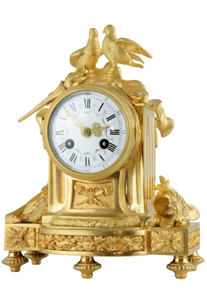 Pendule aux attributs de la musique, guerre et de la Paix – Image 5