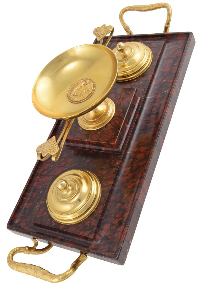 Encrier en marbre signé F.BARBEDIENNE