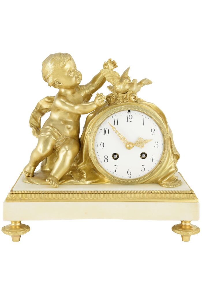 Pendule au chérubin et colombes XIXème