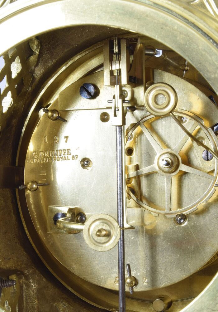 Pendule "Mufles de lion" Néo-classique PALAIS ROYAL - Image 9