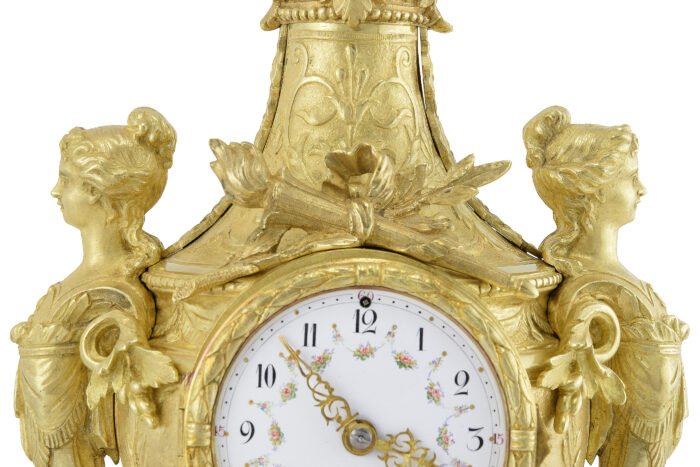 Pendule et chandeliers "cariatide" Horloger: Mougin – Image 8