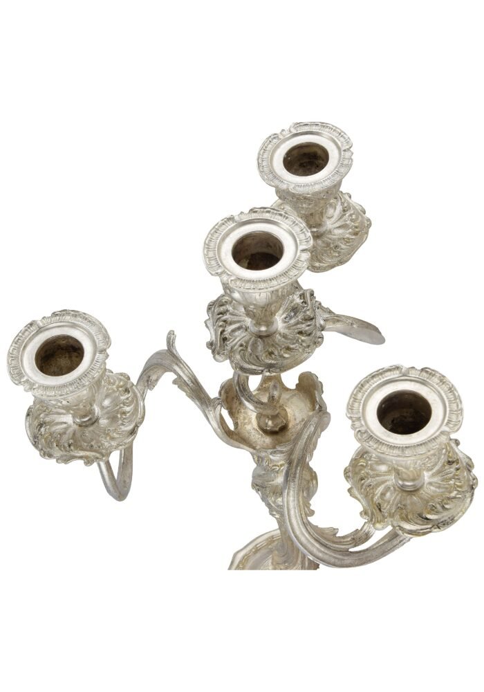 Paire de chandeliers bronze argenté style Louis XV – Image 3