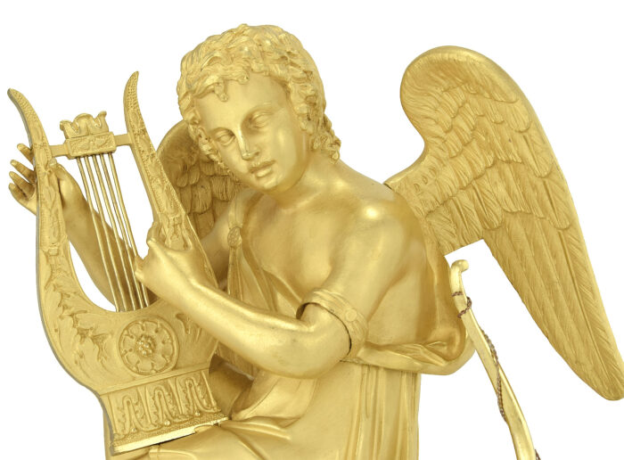 Pendule allégorique au putto musicien figurant l’Amour - Image 9