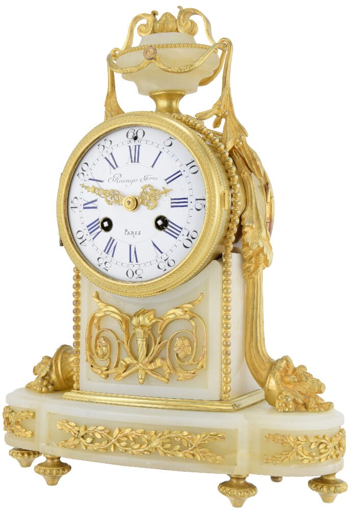 Pendule corne d'abondance Horloger: Raingo