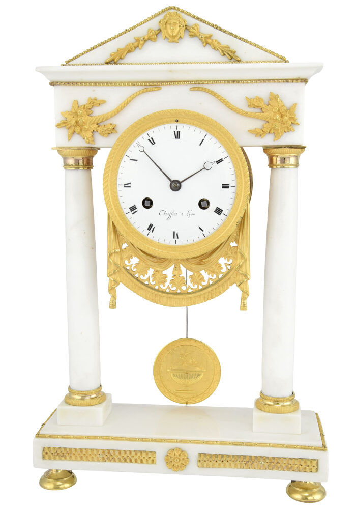 Pendule façade d’un temple Horloger : THIAFFAIT 1810