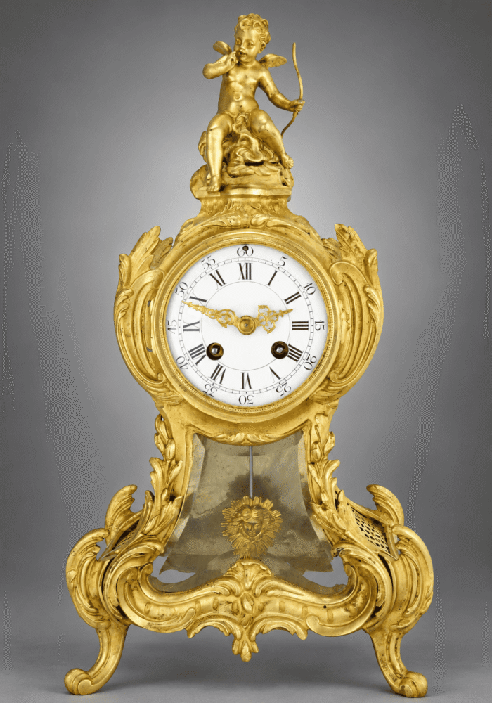 Pendule au cupidon silencieux vers 1870