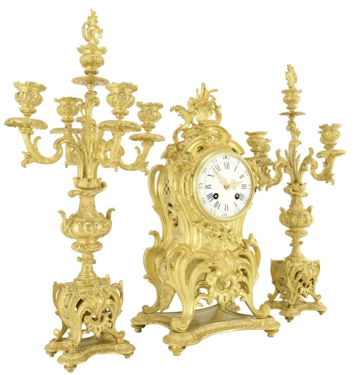 Pendule et chandeliers en bronze Horloger: Mougin - Image 7