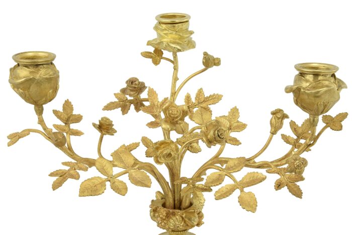 Paire de chandeliers en bouquet de fleurs – Bild 7