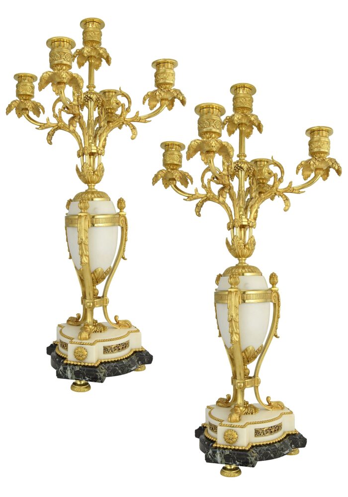 Grande Paire de chandeliers style Louis XVI XIXème