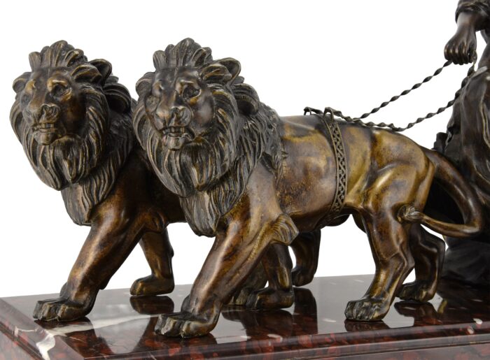 Pendule au char tiré par deux lions début du XXᵉ siècle – Image 6